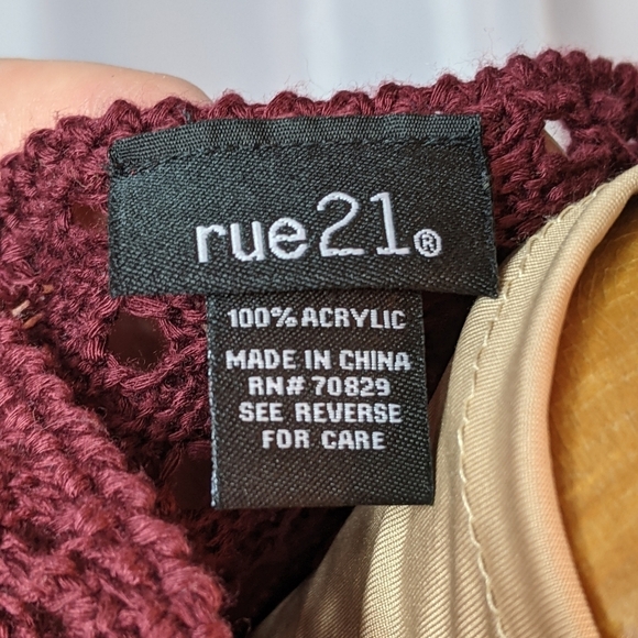 RUE 21 Knit Round Neck Tank Top Burgundy Size Small - Picture 2 of 10